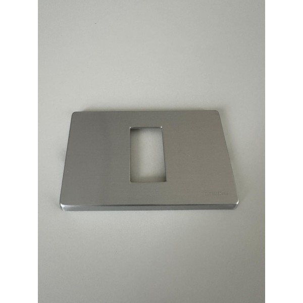 Bticino 503/1a/al magic placca 1p alluminio a scatto (monta solo su supporti 503sa)