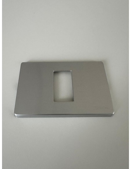 Bticino 503/1a/al magic placca 1p alluminio a scatto (monta solo su supporti 503sa)