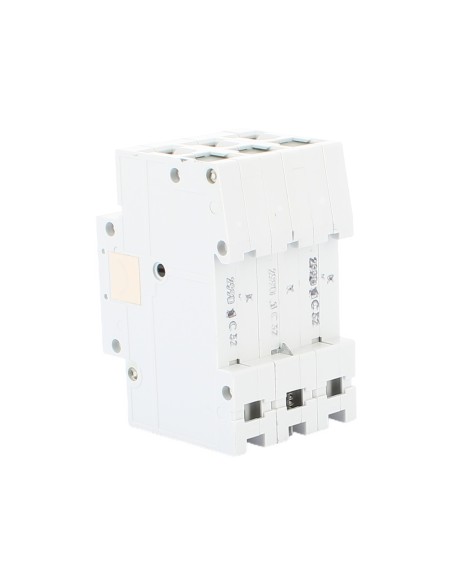 Siemens 5sx23327 3p c 32a 400v 6ka circuit breaker