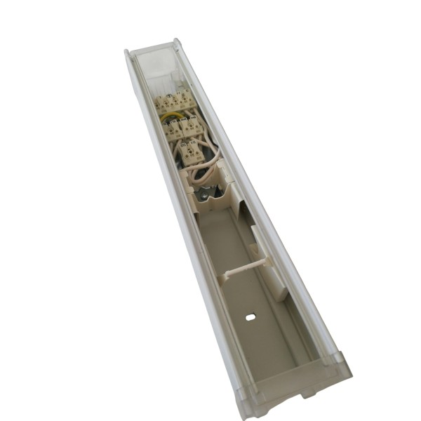 Zumtobel 22128083 Tecton te wh 3x16a 2x10a 50/60hz 400/250v