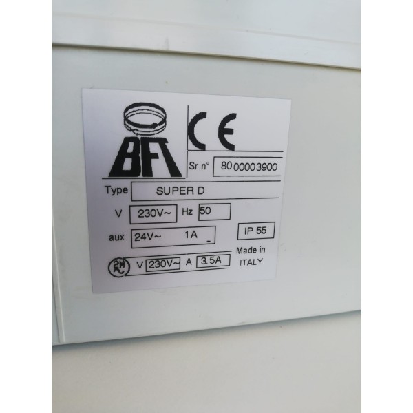 Panel de control Bft con pantalla integrada