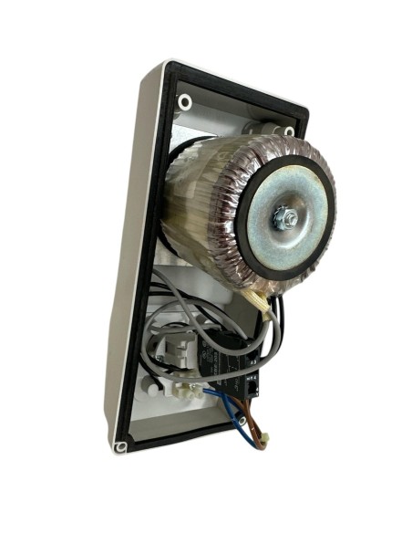 Base empotrada Schneider (Merlin Gerin) 82026 IP44 16A con transformador 230/24V