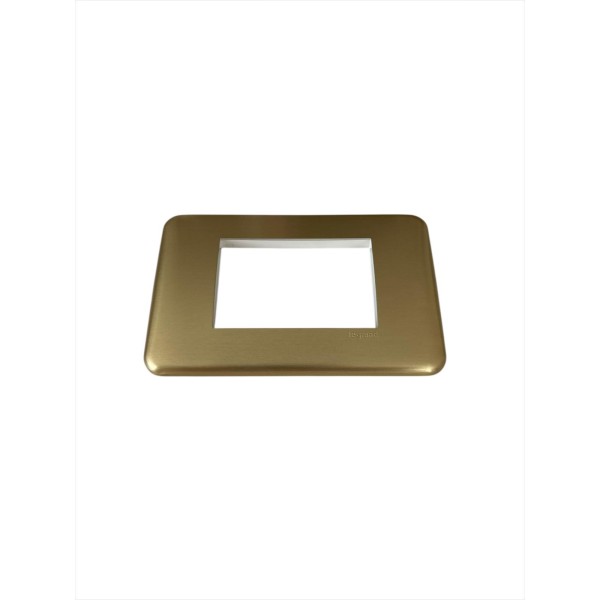 Legrand 680573 Placca cross alluminio 3 moduli oro