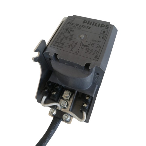 Viabizzuno f6.107.85 cubo medium kit halide g12 70w 40° 240v