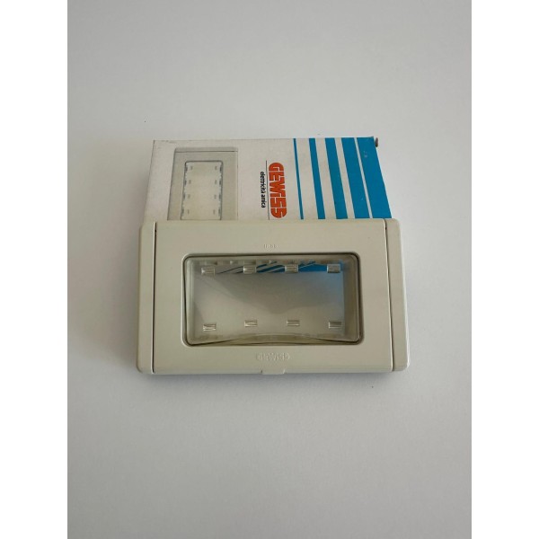 Gewiss gw24015 4-fach weiße, wasserdichte IP55-Platte
