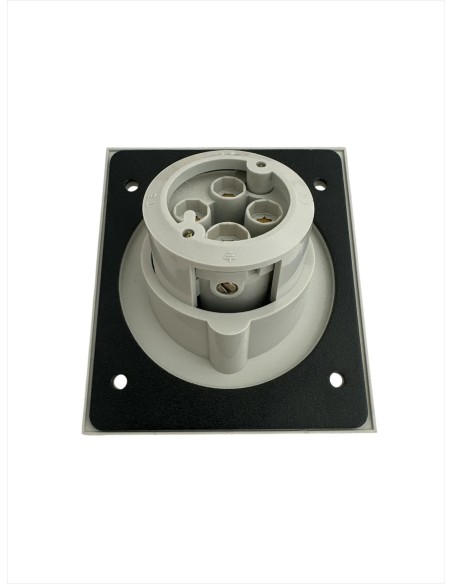 Legrand 57368 p17 presa da incasso 3p t 16a 380v