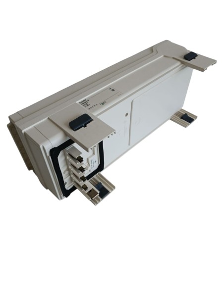 Schneider ksb32cp35 spina der 32a 2 industr   8mod