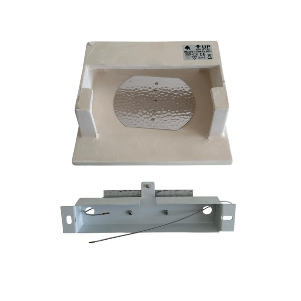 Applique murale carrée en plâtre Belfiore 8672 108 R7S 80 W, dimensions 210 x Dim.210x210mm