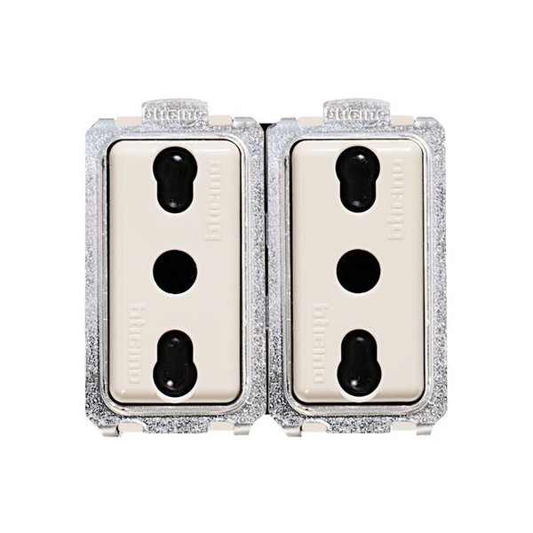 Bticino 5180//2 magic duplex socket 2p t 10//16a