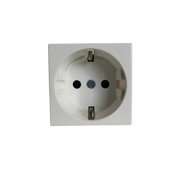 Legrand 074130 socket 2pt 16a schuko mosaic