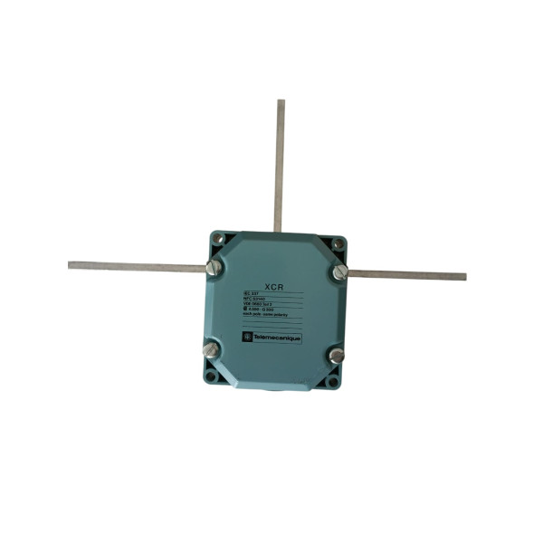 Telemecanique xcrf17 finecorsa per sollevamento movimentazioni 90° ogni senso no+nc