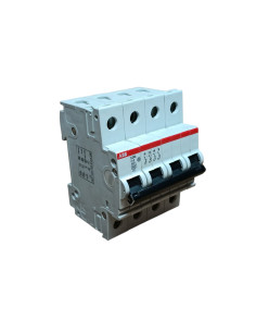 Int magn 10a 4,5ka c 4mod  4p s244