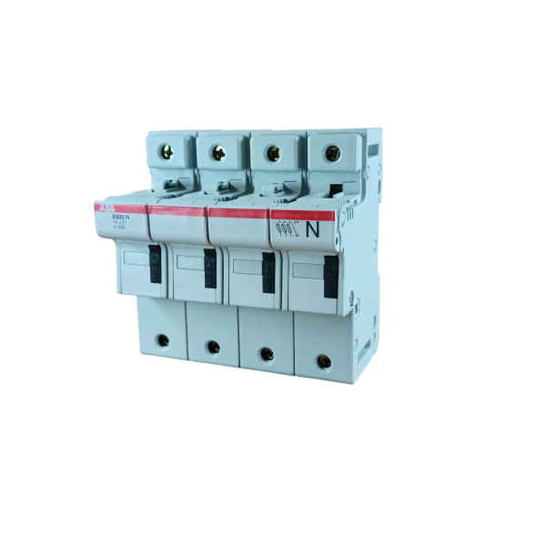 Abb e933n//50  sezionatore portafusibili 3p nd 4 moduli ea 055 2